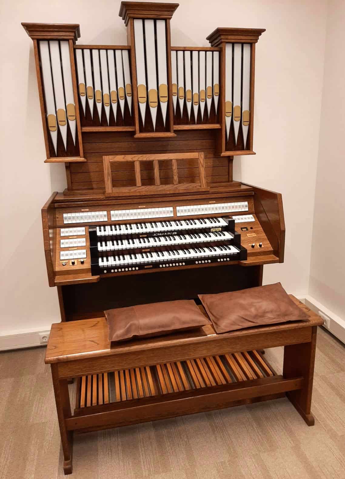 Johannus Sweelinck 30 orgel, Muziekstudio's Aalsmeer